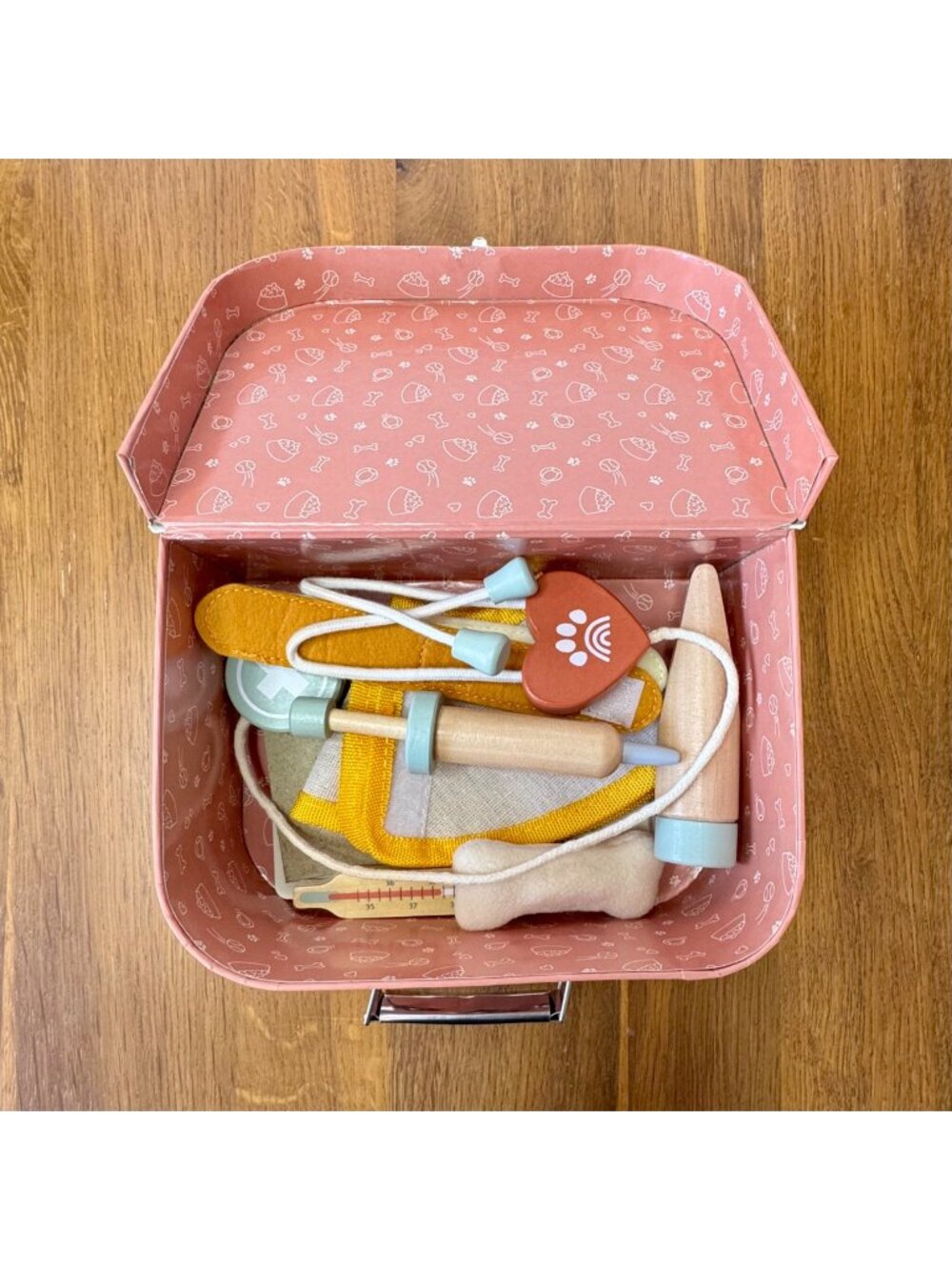 Wooden Vet Play Set OLLI ELLA Portable Travel Toy Carry Case Pet Doctor Kit Kids